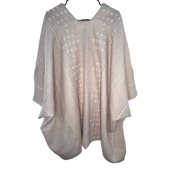 NWT General Fawn, Super Soft, Oversized Shawl With Fringe - Picture 6 of 6